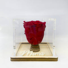 Caja de metacrilato + nombre personalizado